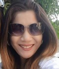 Rencontre Femme Thaïlande à วังโป่ง : Kik, 44 ans